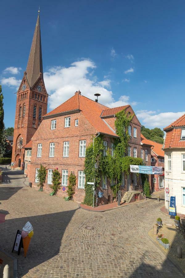 Gaestehaus Von Herzen Лауэнбург Экстерьер фото